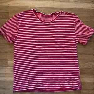 Red striped crewneck - L